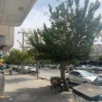 ۳ طبقه جهت انبار در حاشیه خیابان استیکی