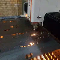 لیزربرش جوش فلزات.خمCNCتابلوچلنیوم پلکسی.چاپ فلت