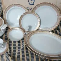 سرویس ۵۴ پارچه|ظروف سرو و پذیرایی|رشت, نخودچر|دیوار