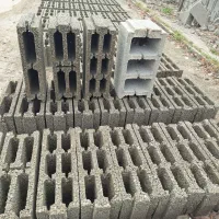 بلوک پرسی ویژه پرسیمان ۶سوراخه .سبک