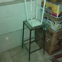 دوعدد چهار پایه