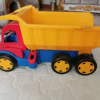 ماشین باری بزرگ