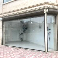پنجاه متر همکف و بالکن