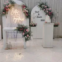 بادکنک آرایی گل آرایی و دیزایین عاطفه پورسیف