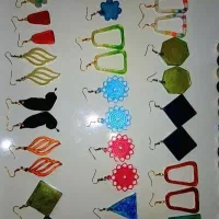 فروش فوری رزین تعدادی گوشواردسته کلیدانگشترگردنبند