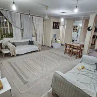 آپارتمان-نبش-نادری-حیاط-دار