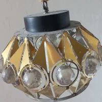 لوستر فروشی