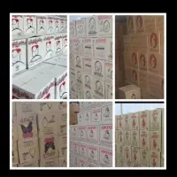 پخش تخم مرغ از درب مرغداری تازه و درشت