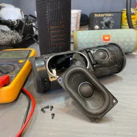 تعویض و ارتقا باتری اسپیکر jbl/هارمن (تعمیرات)