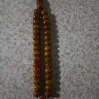 تسبیح کهربا پرچمی