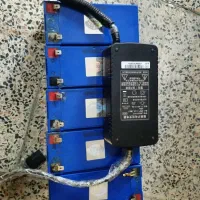 چهارعدد باطری ۱۲ولت همراه شارژر