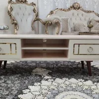 میز تلوزیون در حد نو