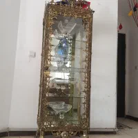 ویترین و ساعت