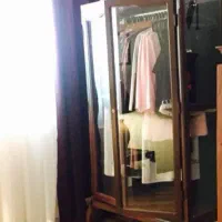 کمد در حد نو نو جنس چوب گردو