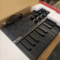 میدی کنترلر حرفه‌ای AKAI MPK Mini MKIII در حد نو|پیانو، کیبورد، آکاردئون|تهران, نیروی هوایی (پیروزی)|دیوار