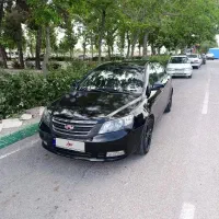 جیلی درحدلاکاغذی