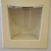 یخچال پهن با یک عدد میز|یخچال و فریزر|رباطکریم, کیکاور|دیوار