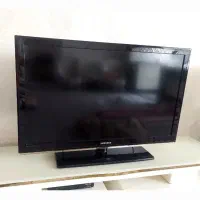 تلوزیون ۴۰ اینچ