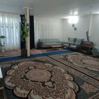 خانه آپارتمان طبقه همکف ۱۵۰ متر