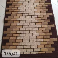 تعدادی قالیچه و پادری