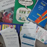 کتاب آموزشی و دیکشنری و فلش کارت انگلیسی