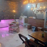 به یک آقا پسر نیازمندیم