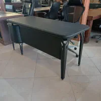 میز اداری شیک و زیبا