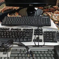 مانیتور وکیبورد کامپیوتر