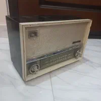 رادیو چوبی قدیمی و کلکسیونی