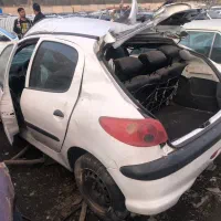 ۲۰۶ تصادفی شما معاوضه میکنم