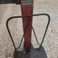 باسکول سنگی|کلکسیون اشیاء عتیقه|مشهد, فرودگاه|دیوار