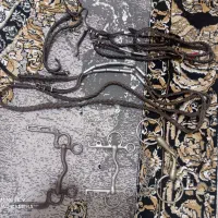 دهنه چوگانی سیاه و آبخوری و پایه بلند