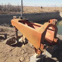 چاله کن تراکتوری