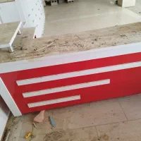میز بزرگ و سنگین فروشگاهی با مغازه و پوشاک|فروشگاه و مغازه|بوشهر, |دیوار