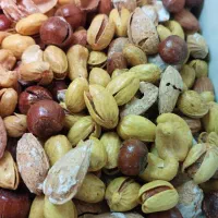 آجیل و پفیلا و میوه خشک