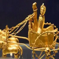 طلای آبشده میخریم و میفروشیم دست دوم هم میخریم