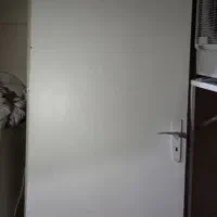 درب چوبی و آیینه دکوری