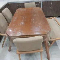 میز غذاخوری