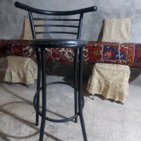 یک عدد صندلی اوپن