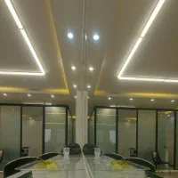 اجاره اتاق. میزناخن صندلی رنگ ومش مژه تختتتوفشیال