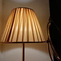 آباژور طلایی