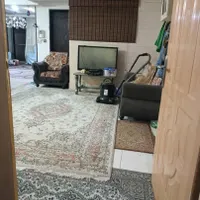 فروش منزل مسکونی سه طبقه پشت ایستگاه مترو