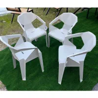 صندلی پلاستیکی پولاد F22 رنگبندی دارد