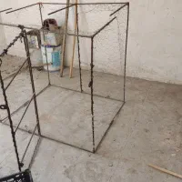 قفس مرغ و خروس یا کبوتر
