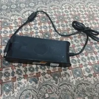 آداپتور ۱۹.۵ ولتی . ۴.۶آمپر