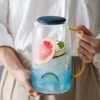 استخدام نیروی کار اقا و خانم