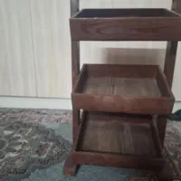 استند چوبی سالم استفاده نشده