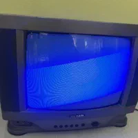 تلوزیون چهارده اینچ رنگی کاملا سالم
