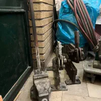 ابزار کابینت .پرس دستی .قیچی آهنبر.شیلنگ هواگاز|ابزارآلات|اندیشه, اندیشه فاز ۱|دیوار