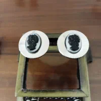 دگمه سردست وارداتی قدیمی
